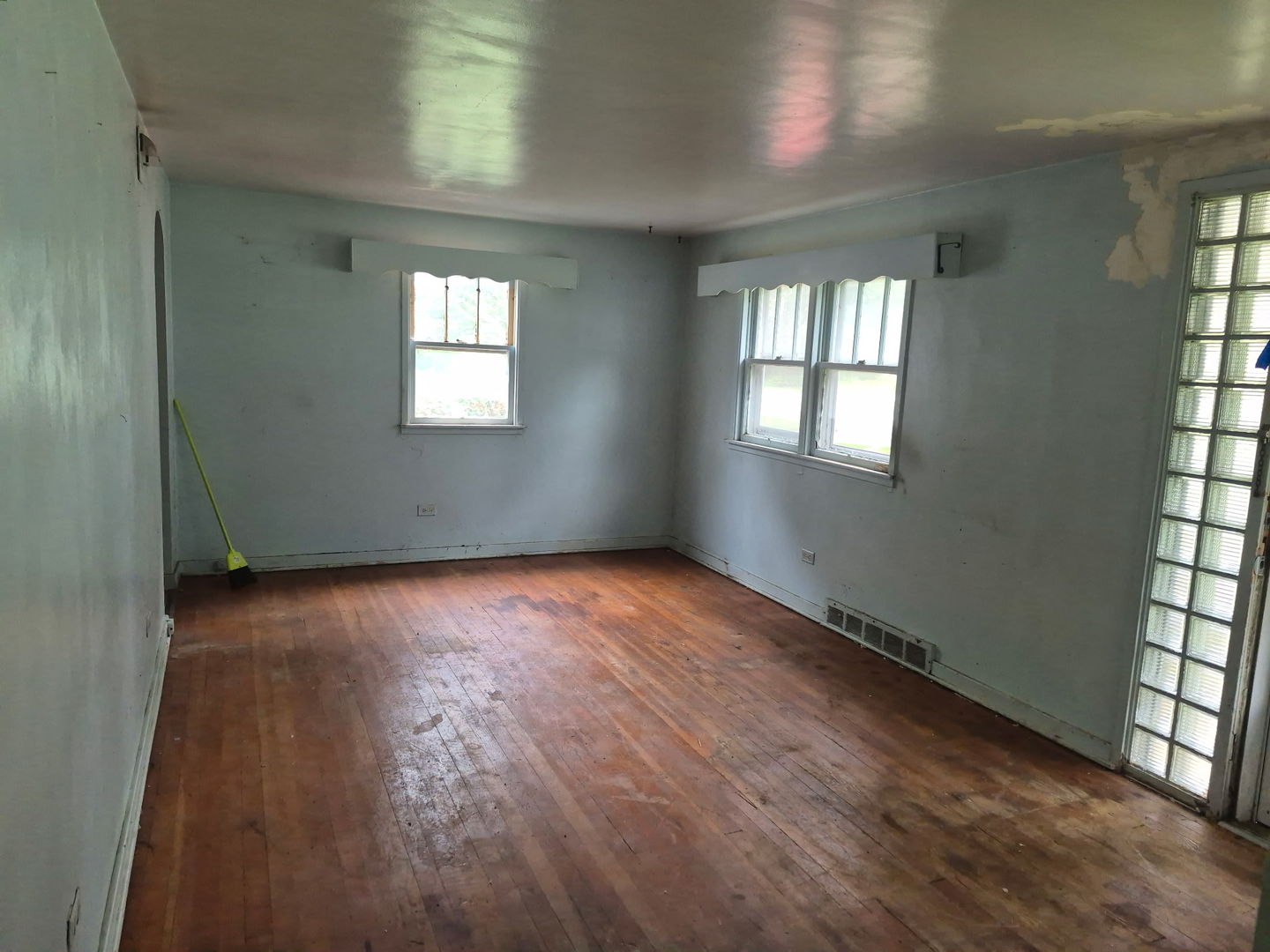 726 E Grand Lake Boulevard Property Photo 13