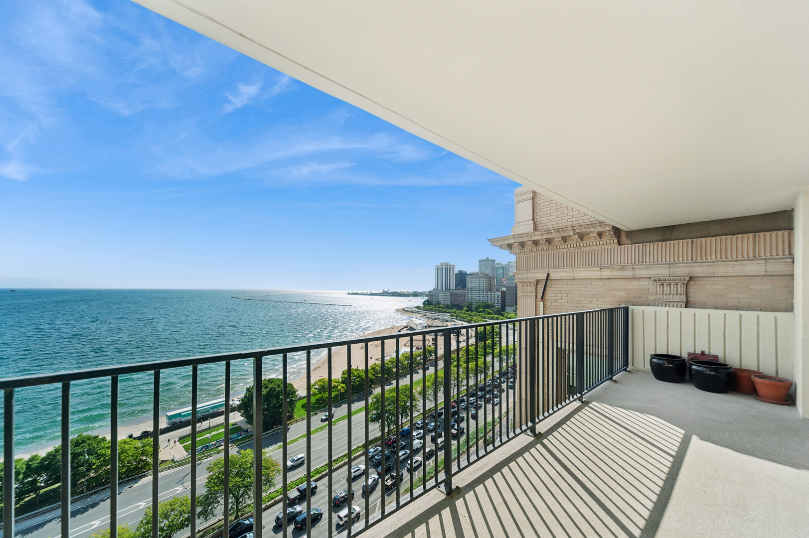 1212 N Lake Shore Drive 16as Property Photo 8