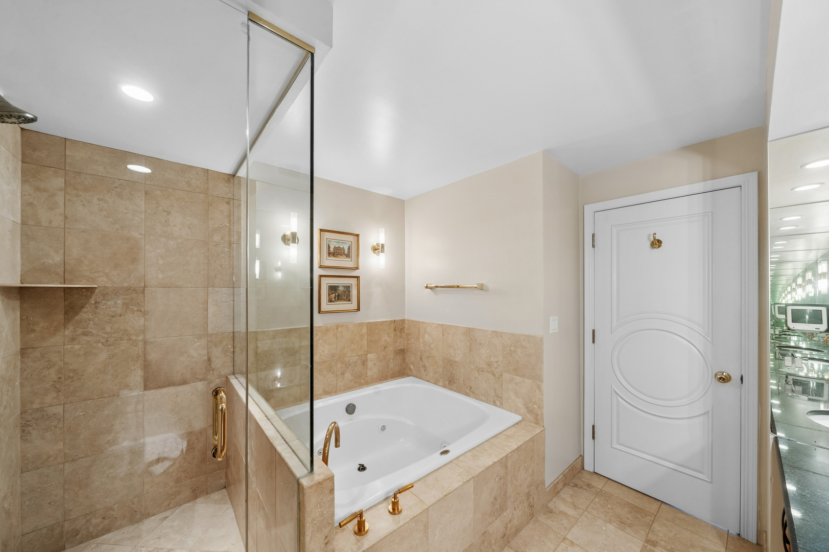 1212 N Lake Shore Drive 16as Property Photo 30
