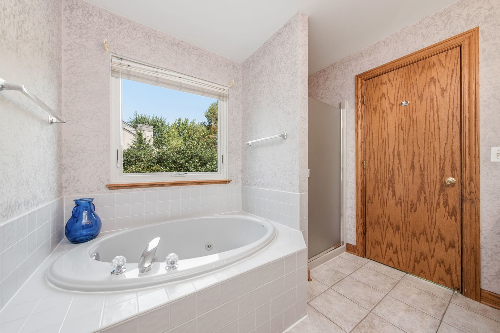 531 Amherst Drive Property Photo 16