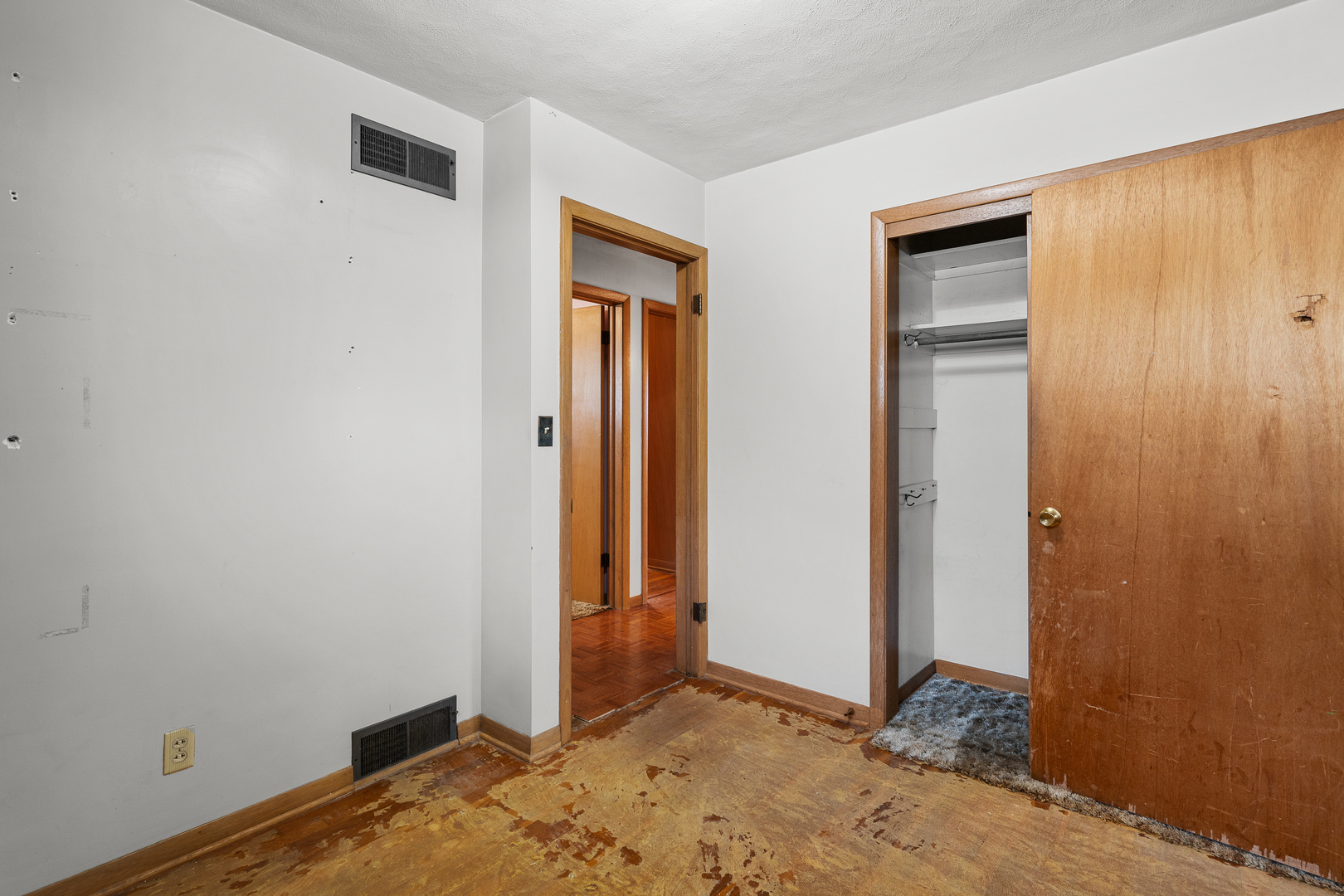 8824 27th Street Property Photo 18