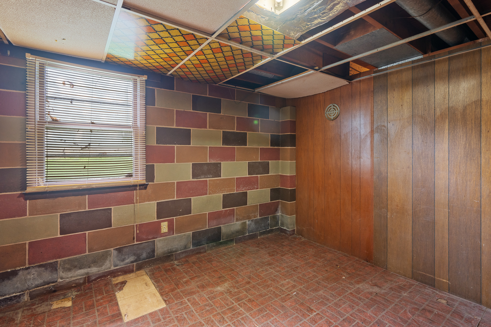 8824 27th Street Property Photo 28