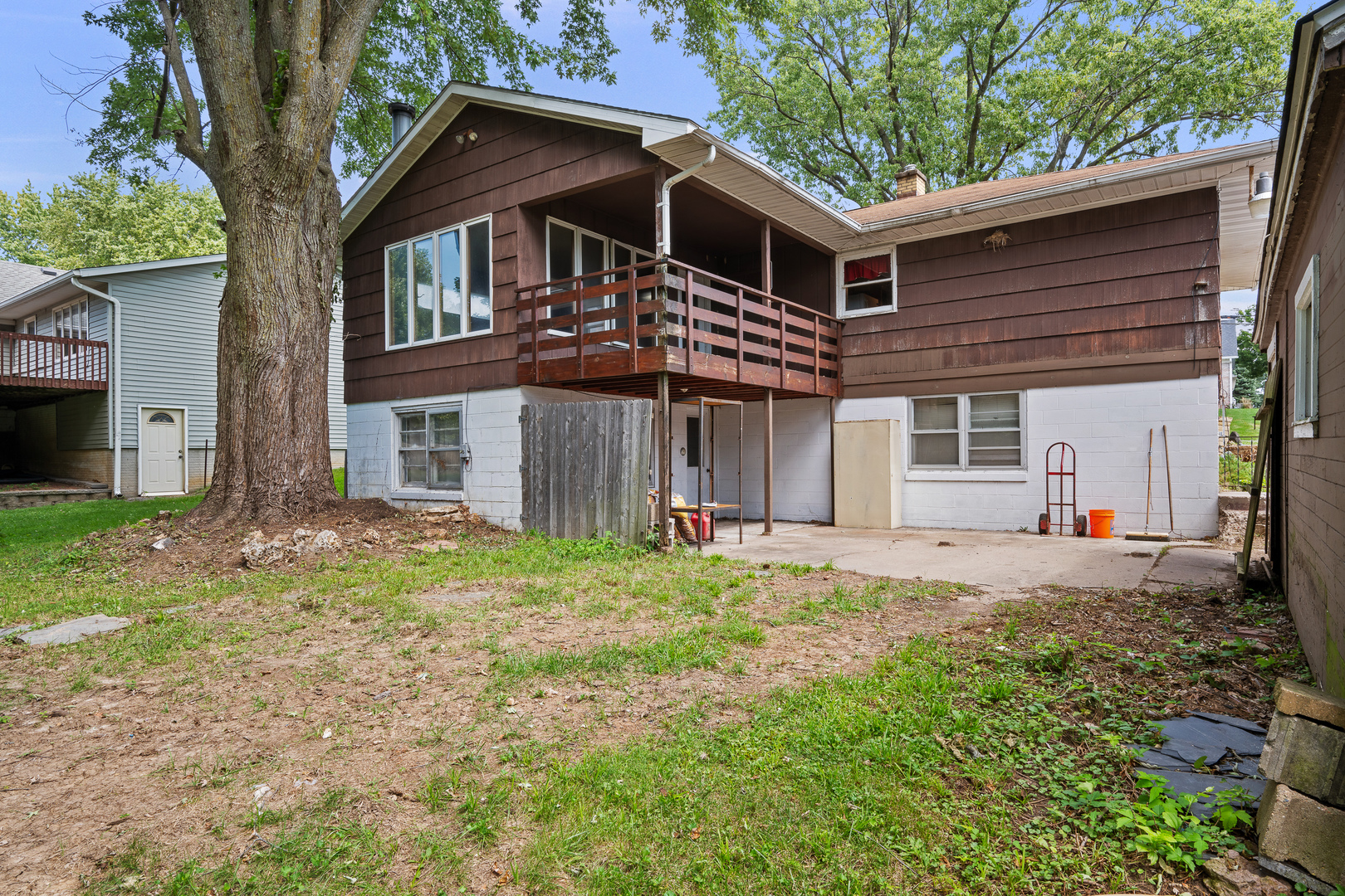 8824 27th Street Property Photo 32