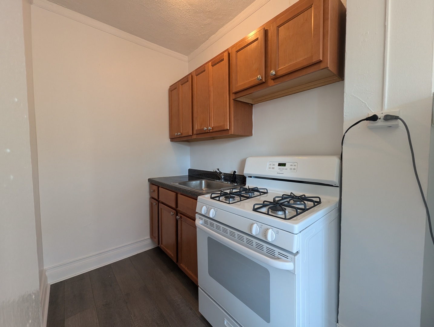5417 N Kenmore Avenue 503 Property Photo 12