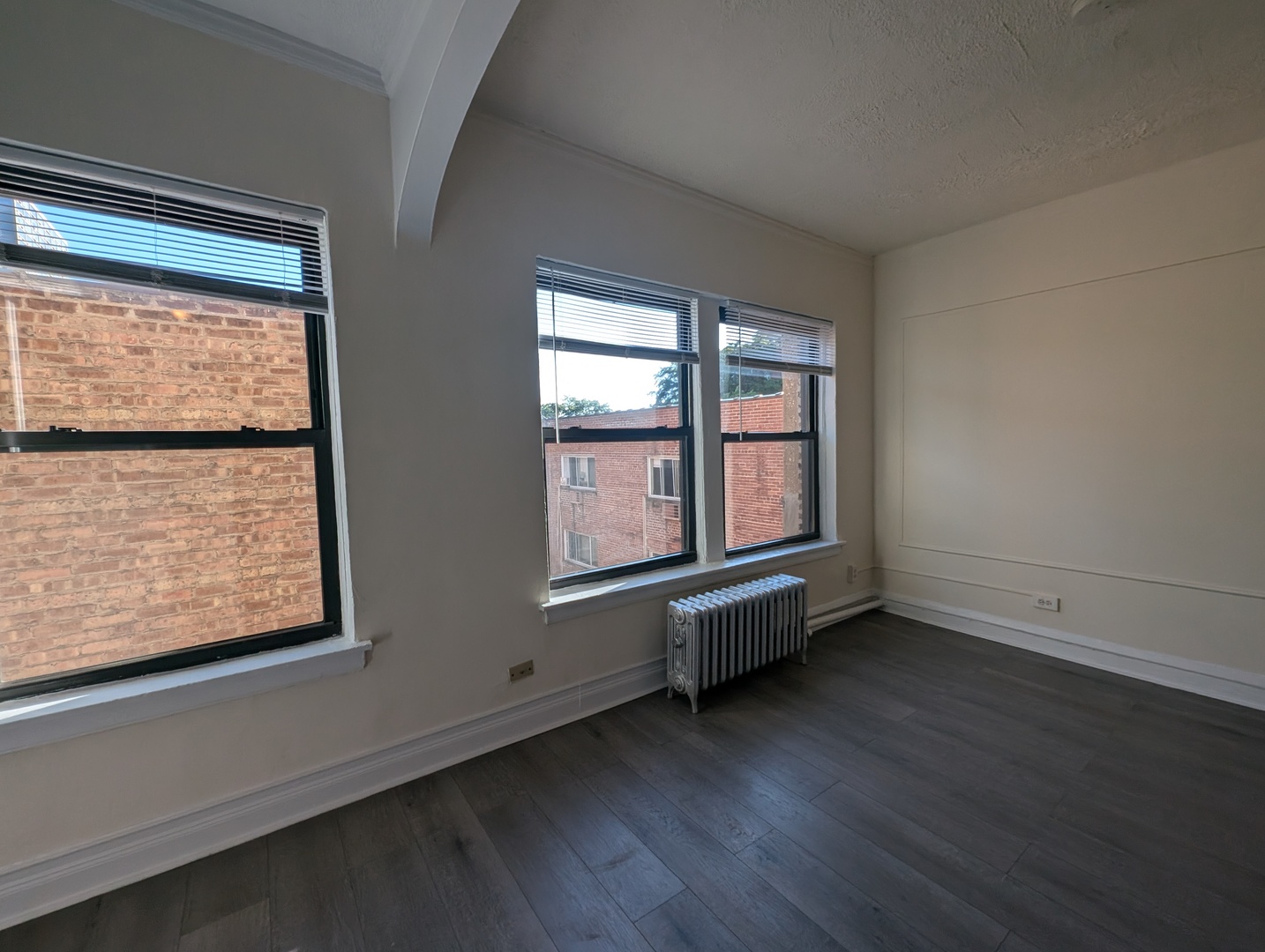 5417 N Kenmore Avenue 503 Property Photo 14