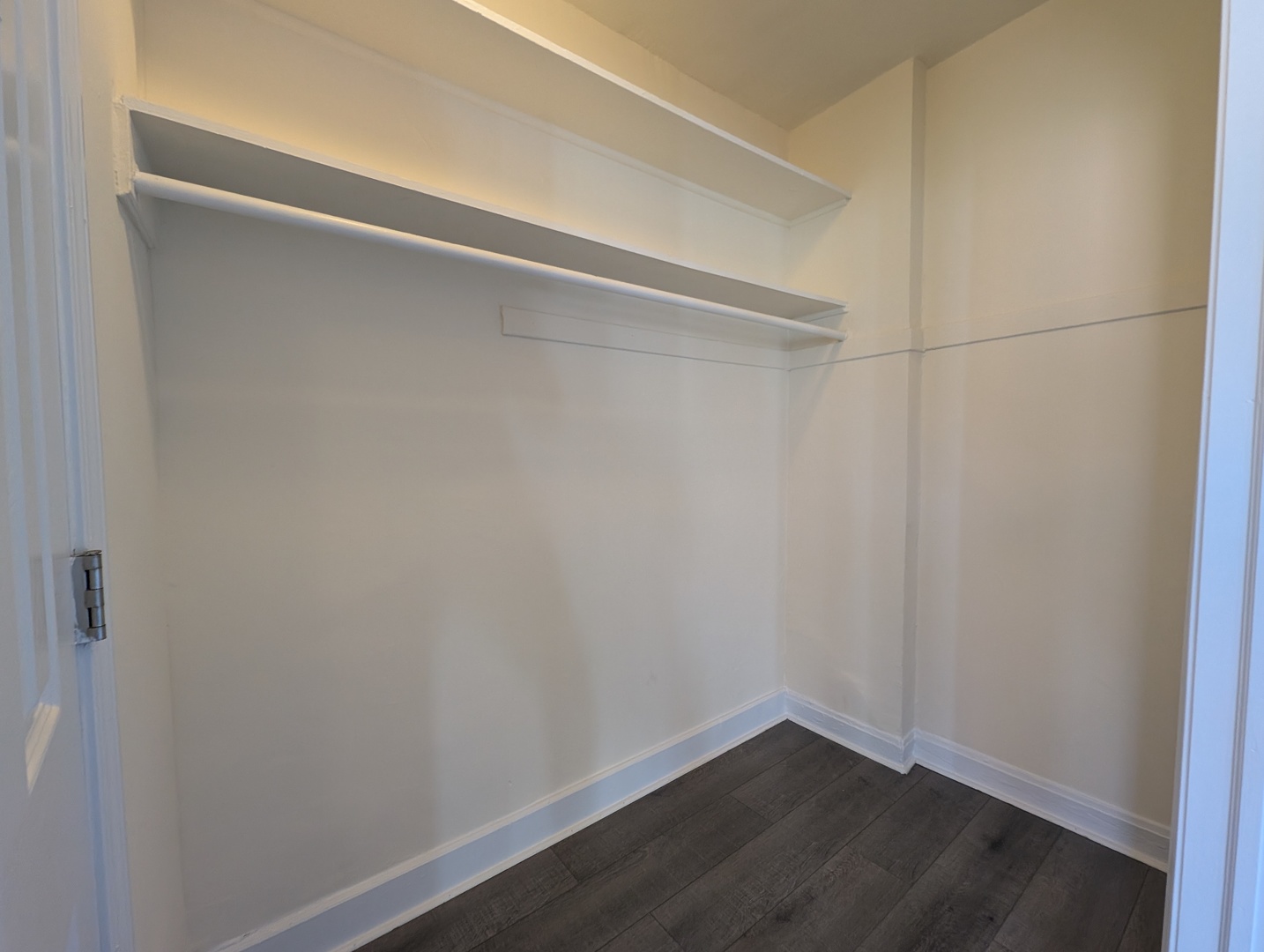5417 N Kenmore Avenue 503 Property Photo 16