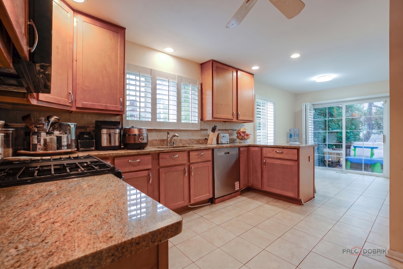 9 Ashford Court Property Photo 10