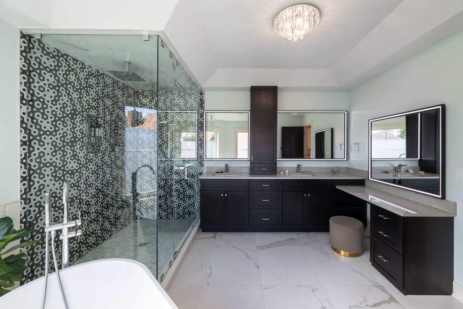 12748281 Property Photo 14