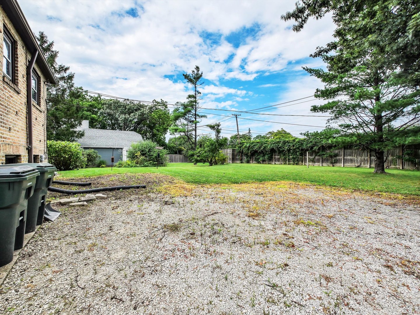 2610 Park Lane Property Photo 8
