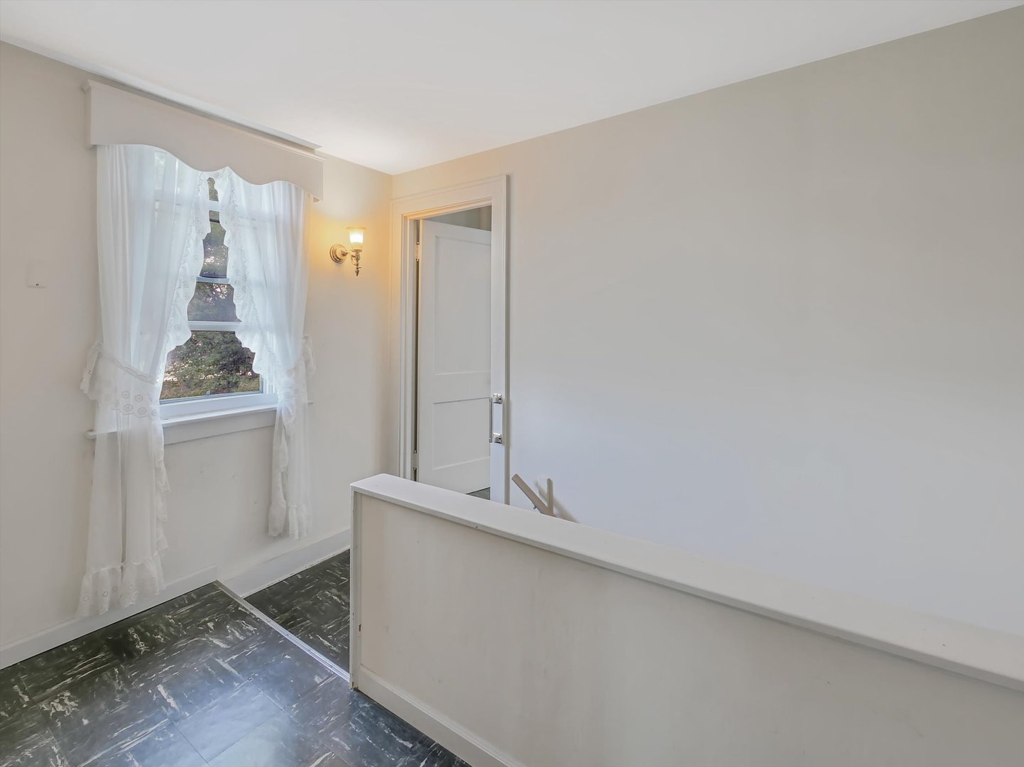 2610 Park Lane Property Photo 29