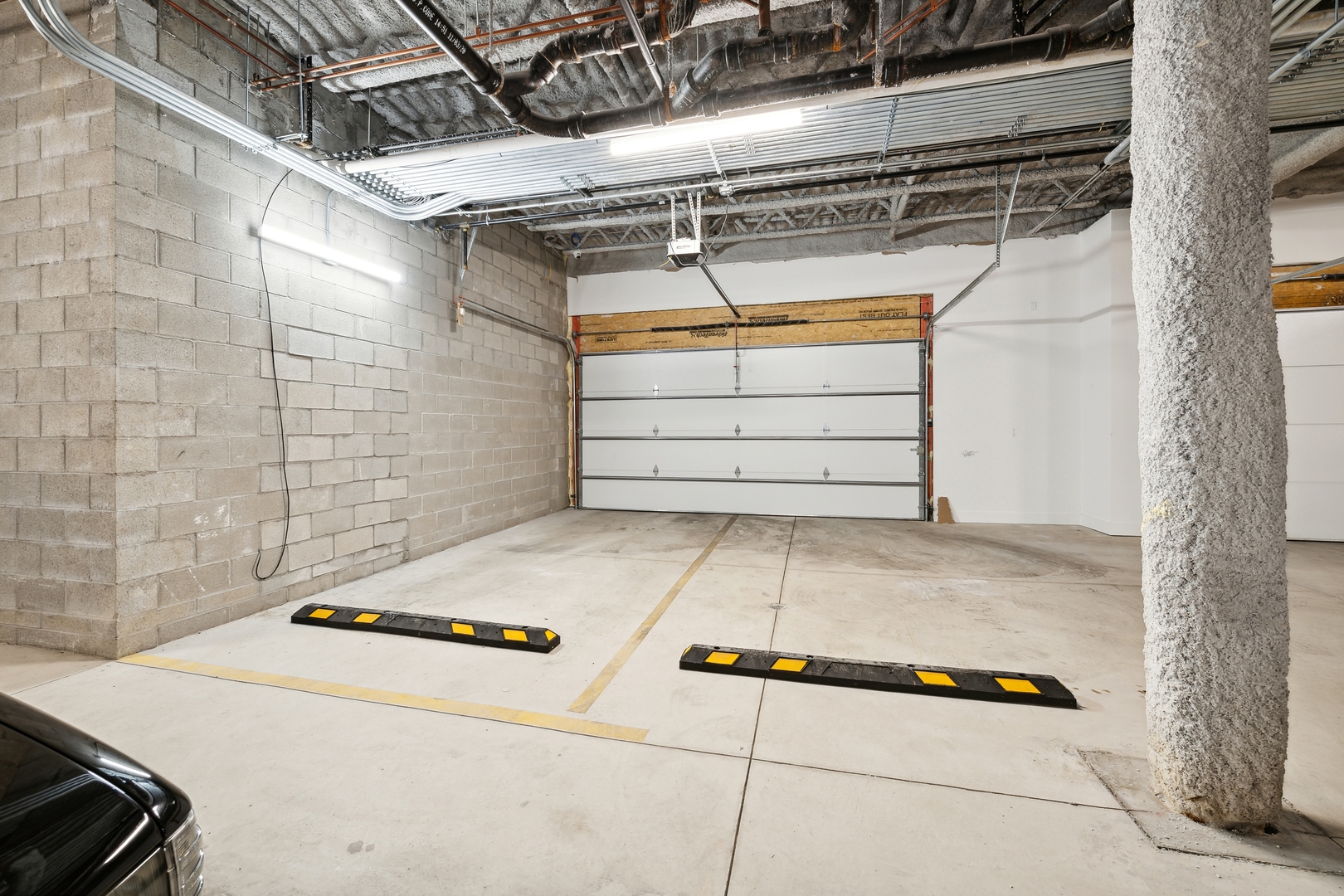 2342 W Adams Street 406 Property Photo 20