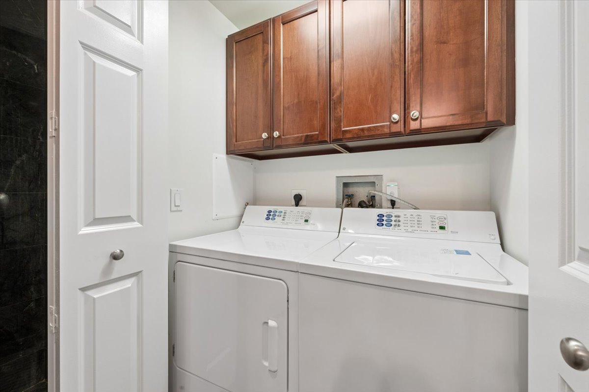 25 E Superior Street 2803 Property Photo 21