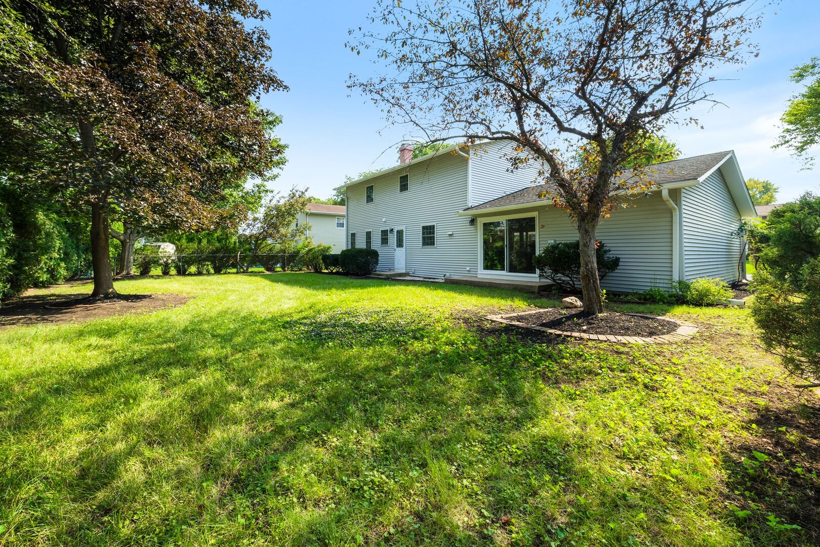 1134 E Paddock Drive Property Photo 27