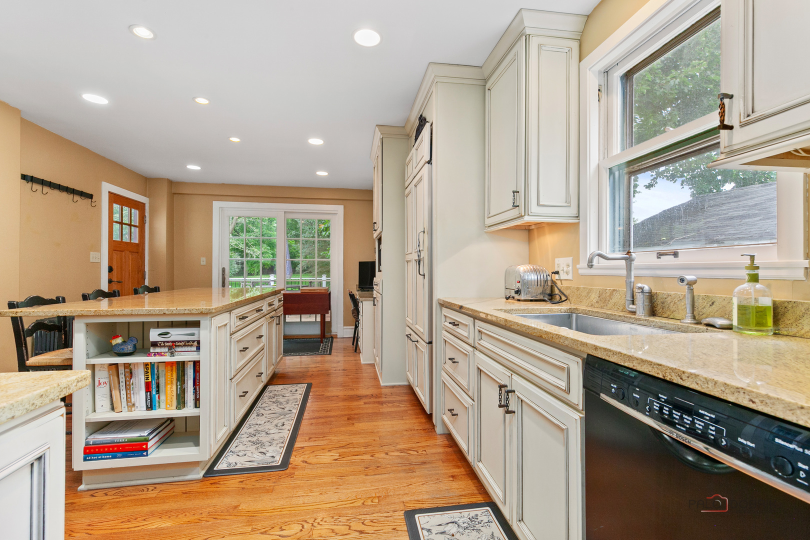 136 Washington Circle Property Photo 17
