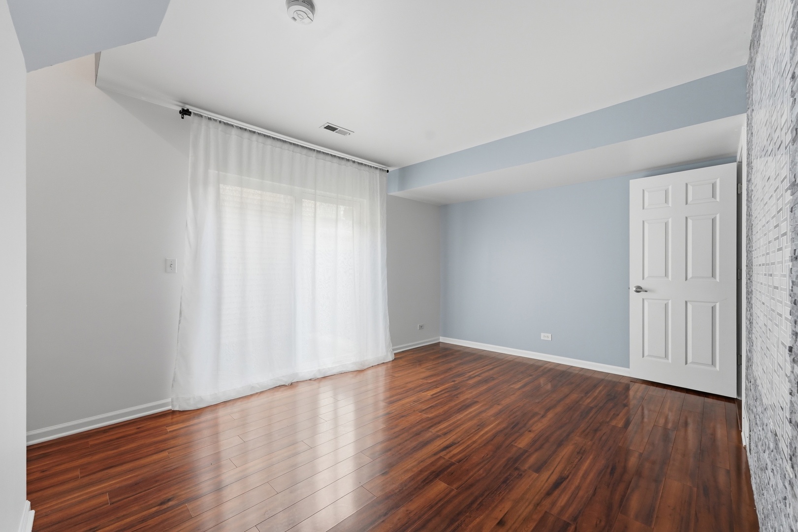 640 Four Seasons Boulevard 640 Property Photo 22