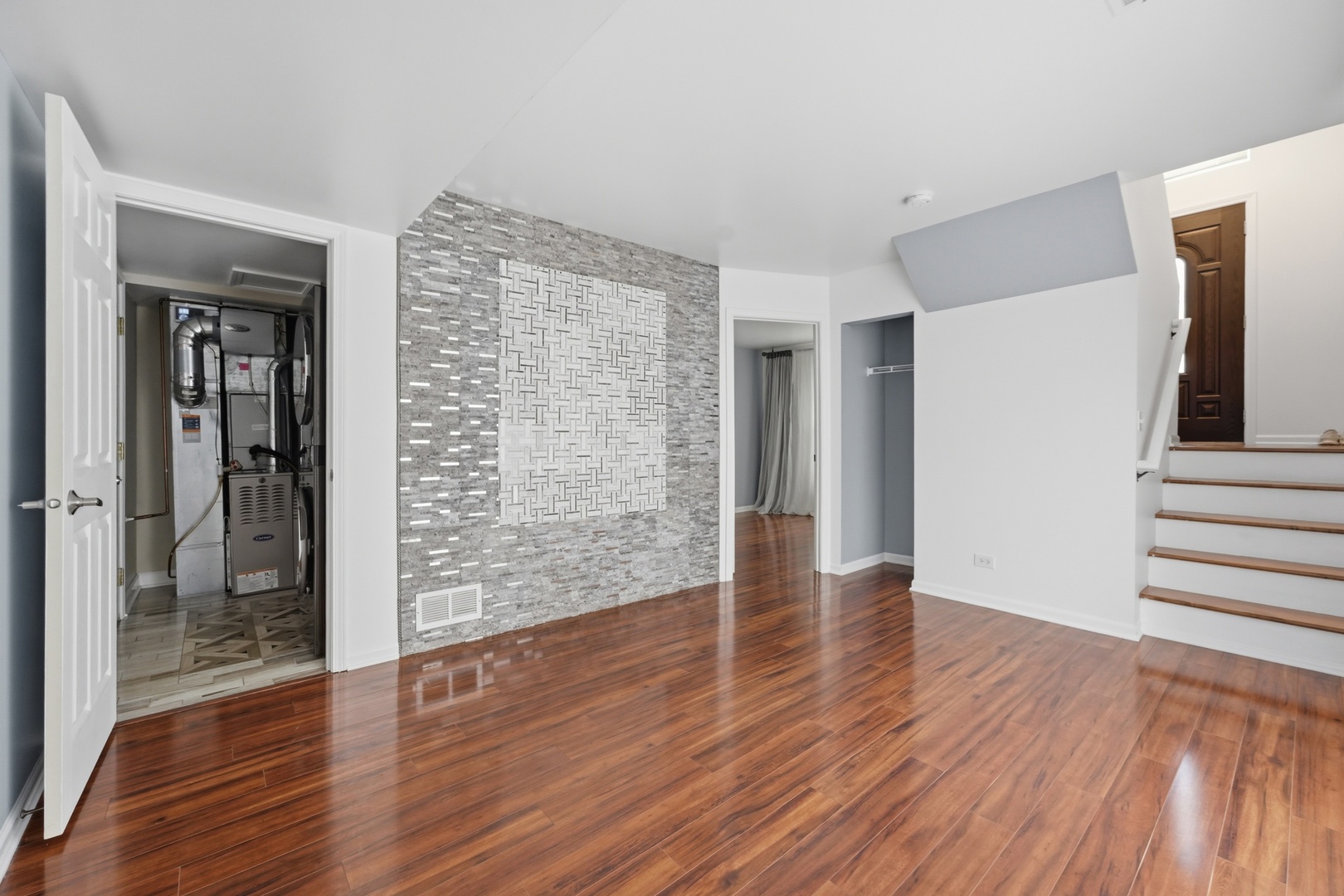 640 Four Seasons Boulevard 640 Property Photo 23