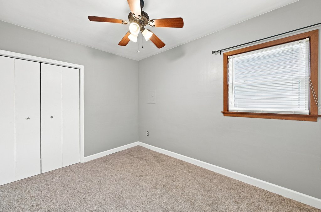 347 W 32nd Street Property Photo 10