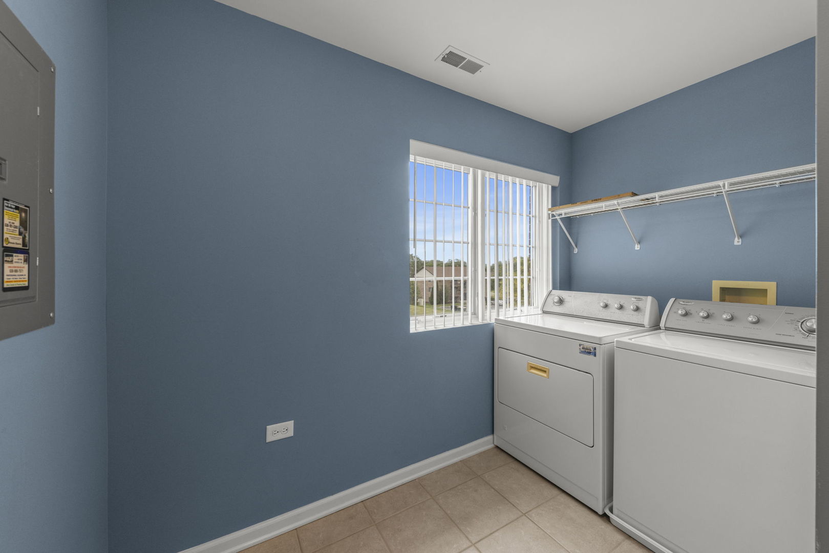 710 W 63rd Street 203 Property Photo 12