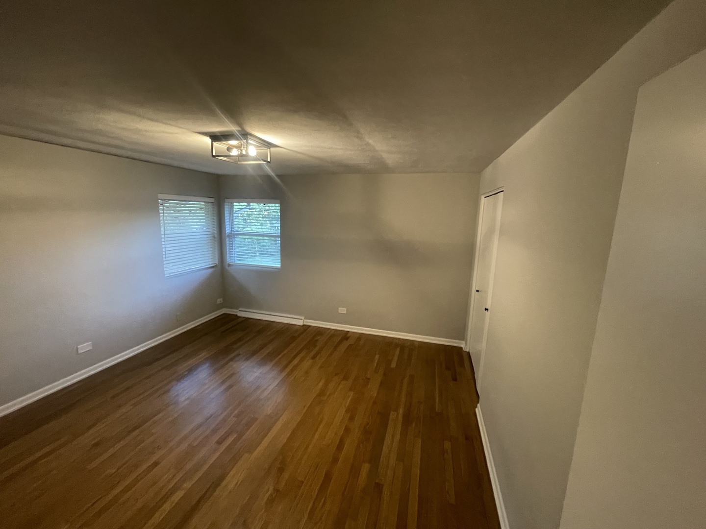 117 E 6th Avenue Property Photo 10