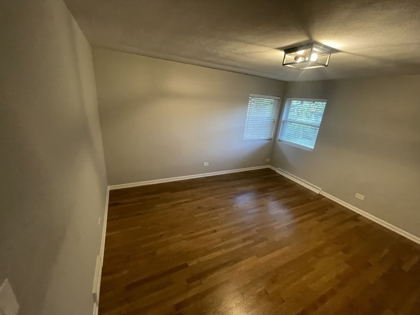 117 E 6th Avenue Property Photo 11