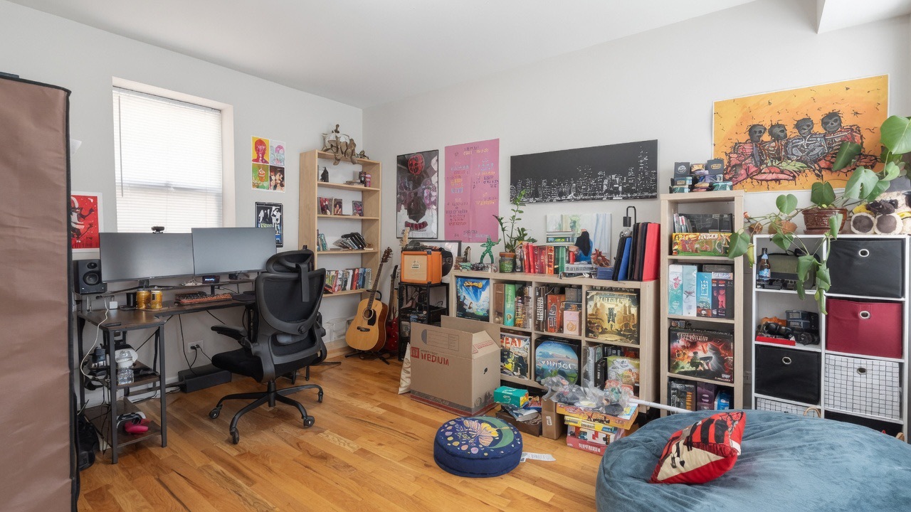 2046 W Touhy Avenue 2 Property Photo 7