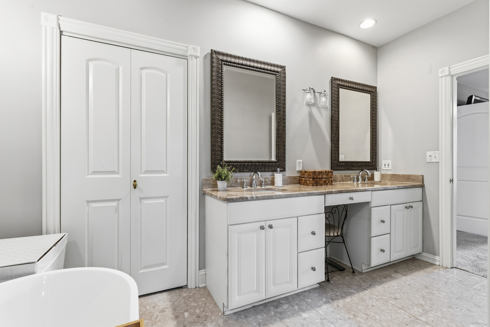 9241 Ruth Court Property Photo 24