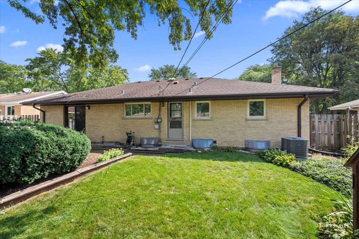 1420 N Hickory Avenue Property Photo 28