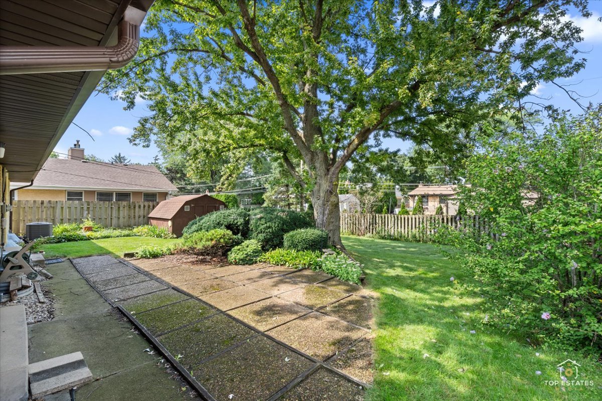 1420 N Hickory Avenue Property Photo 29