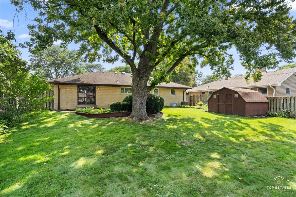 1420 N Hickory Avenue Property Photo 31