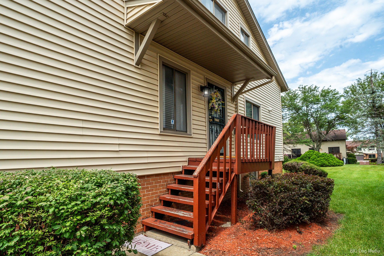 18590 Meadow Lane Property Photo 3