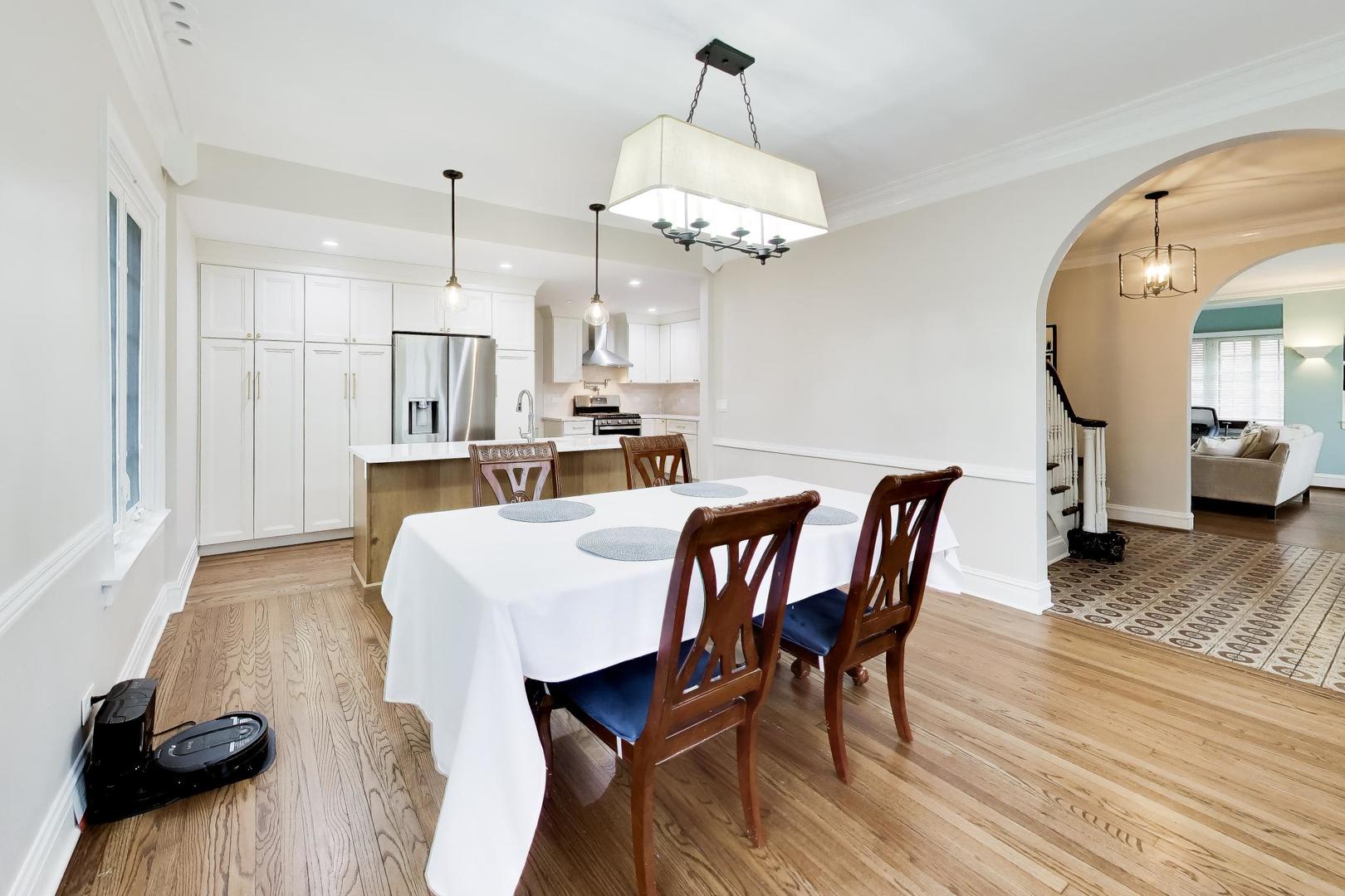 10041 S Hoyne Avenue Property Photo 8