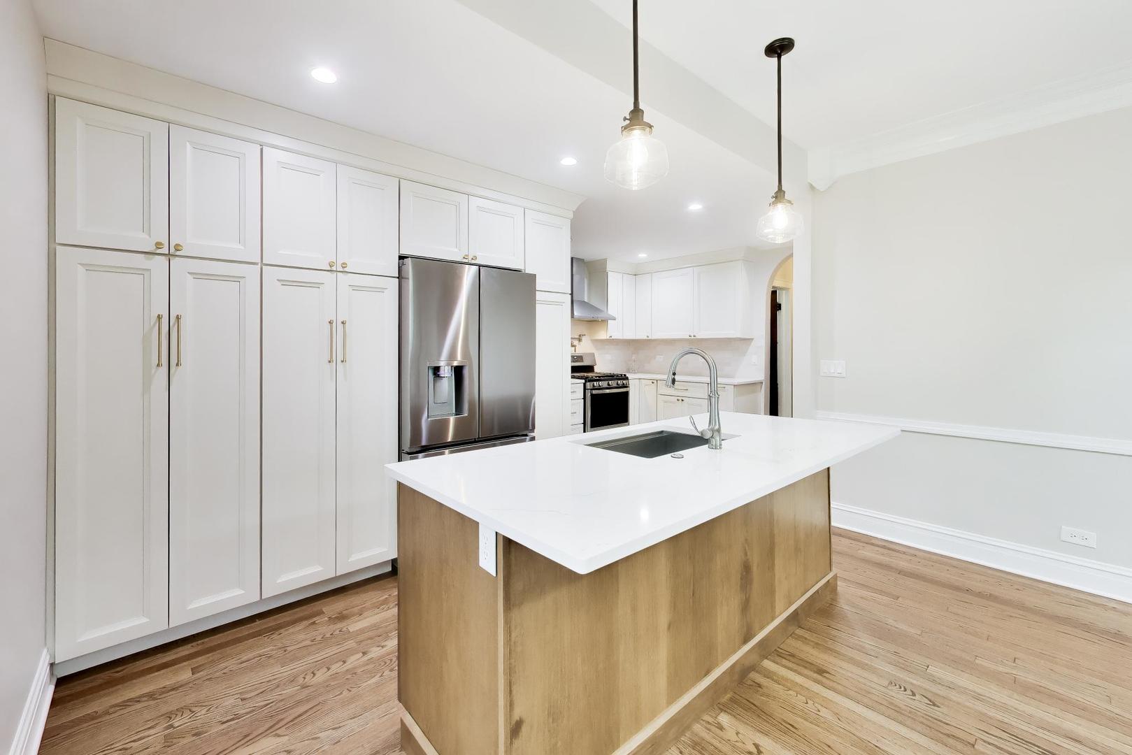 10041 S Hoyne Avenue Property Photo 10