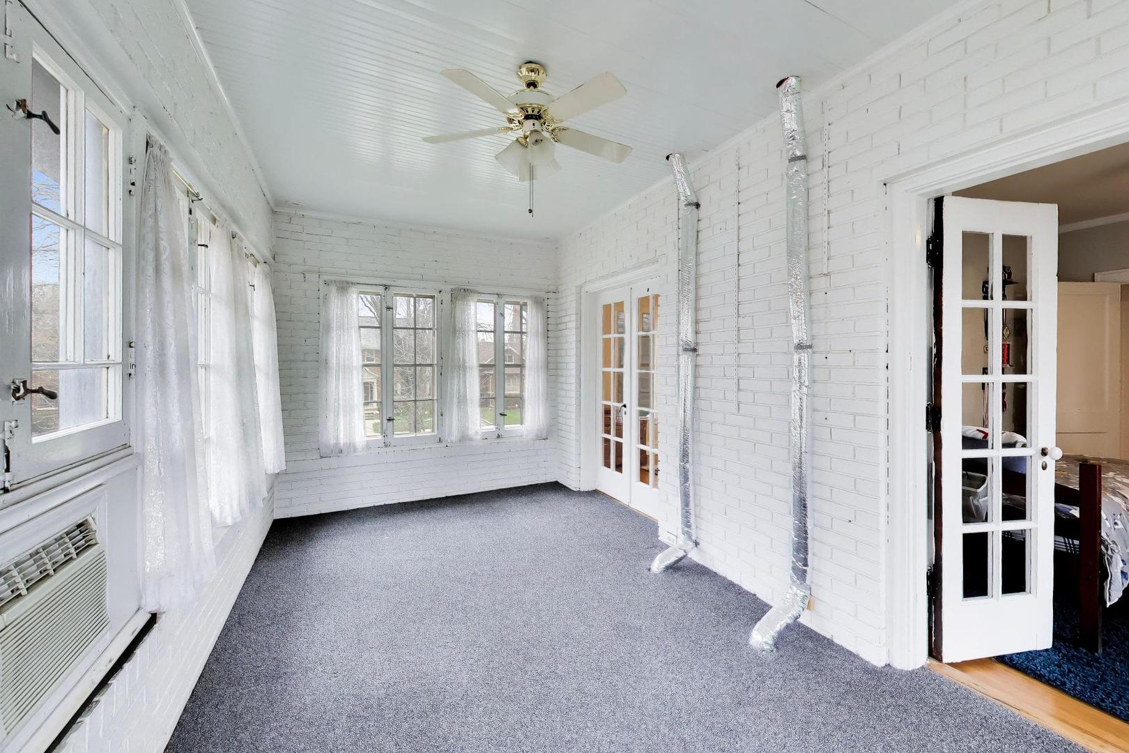 10041 S Hoyne Avenue Property Photo 23