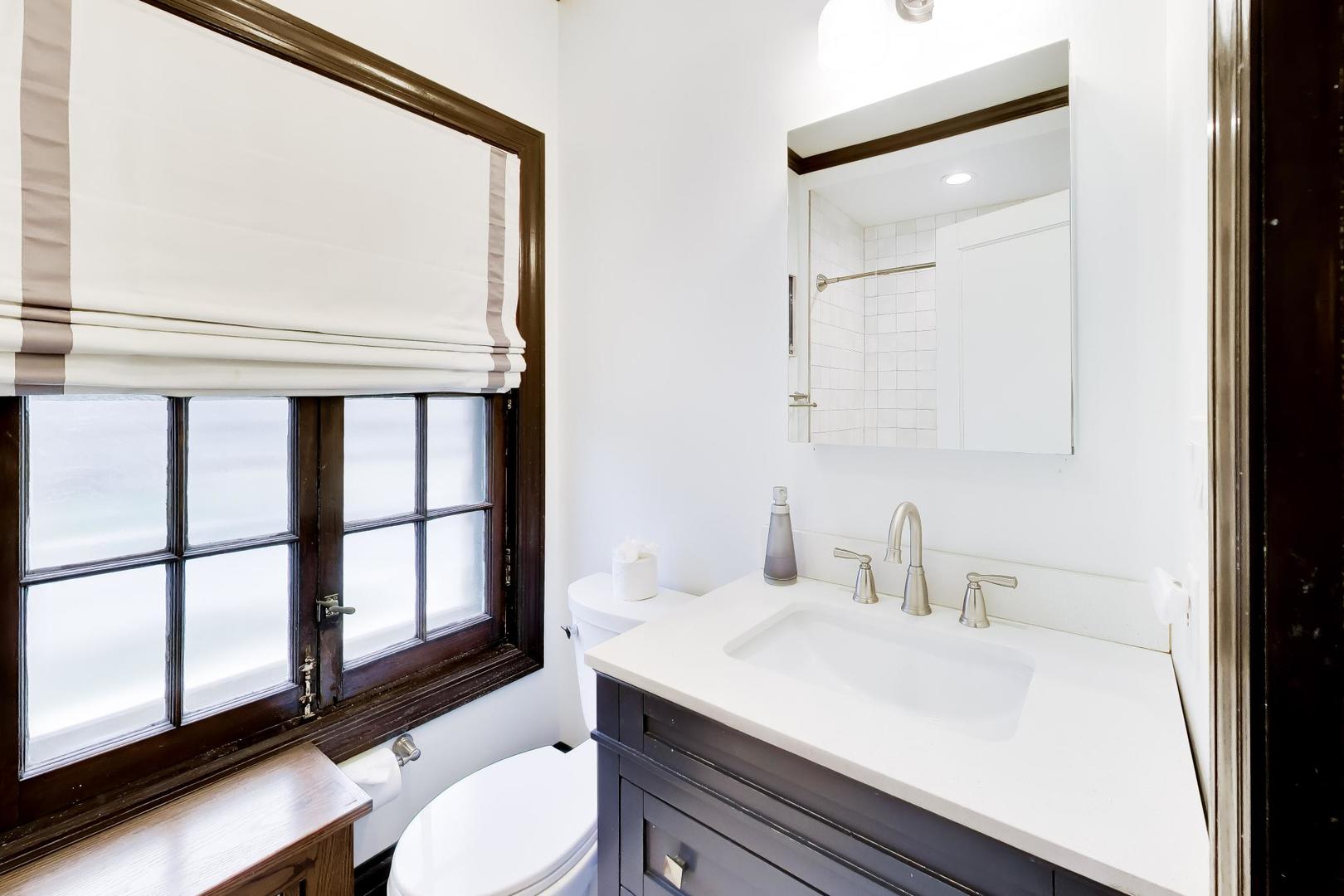 10041 S Hoyne Avenue Property Photo 27