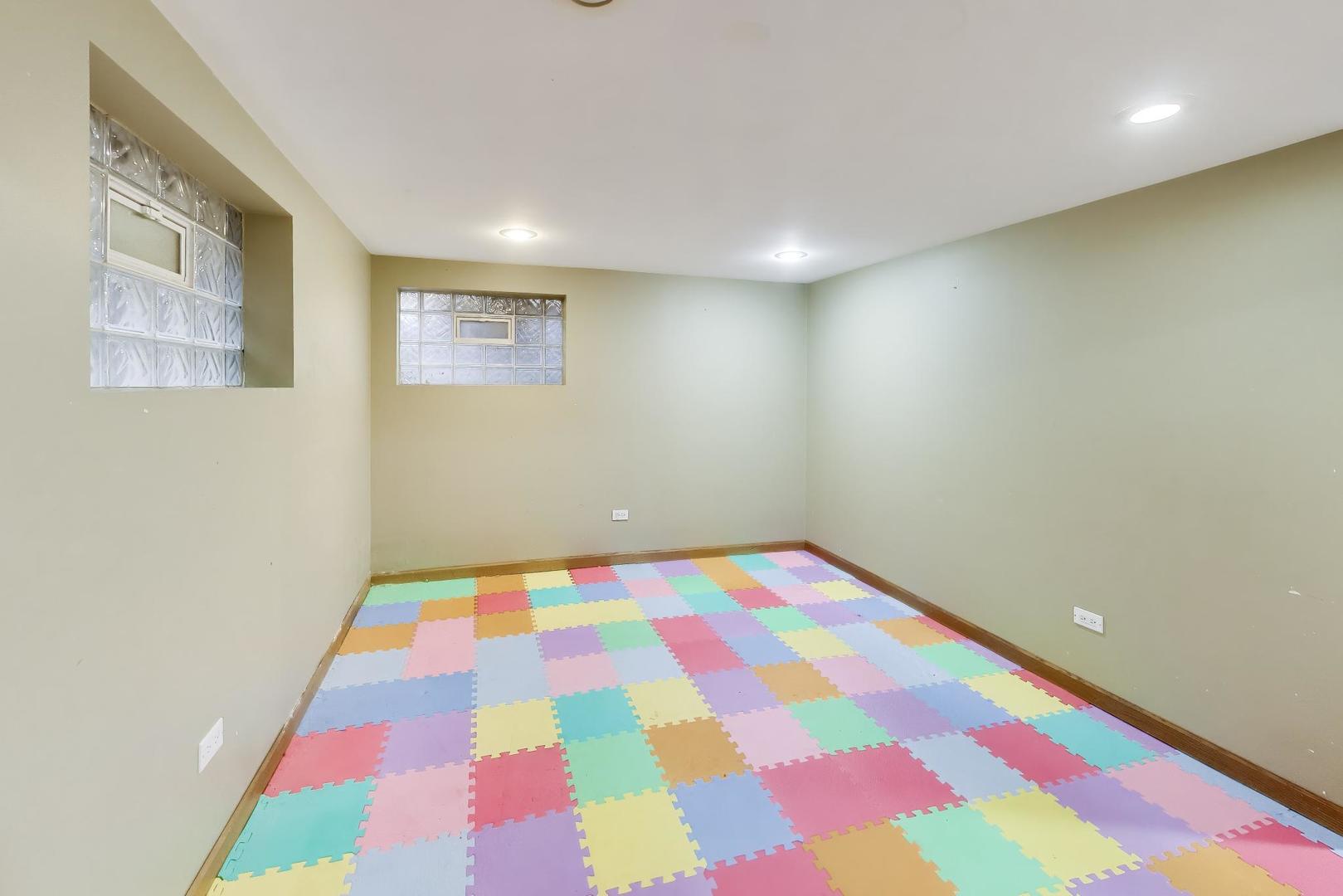 10041 S Hoyne Avenue Property Photo 30