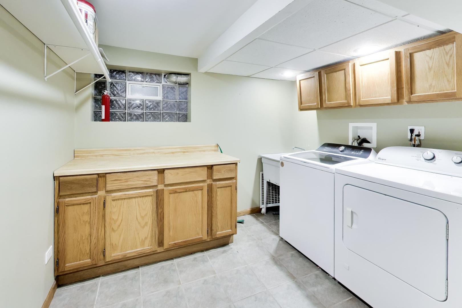 10041 S Hoyne Avenue Property Photo 32
