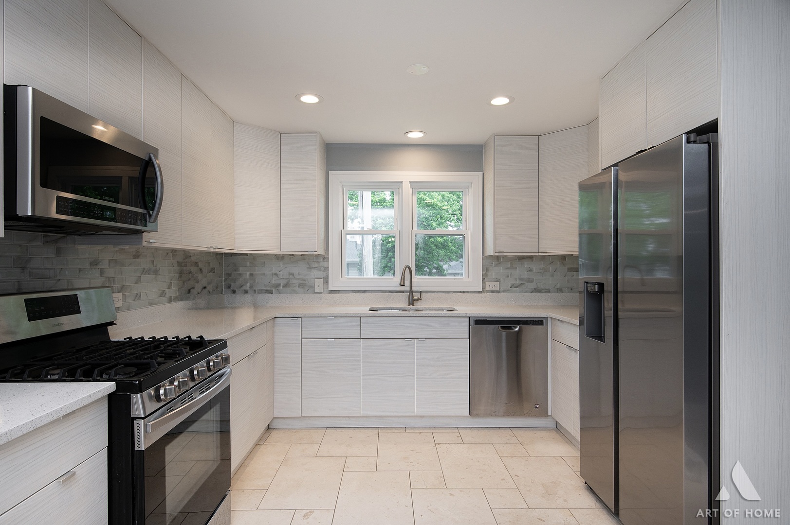 17903 Park Avenue Property Photo 12