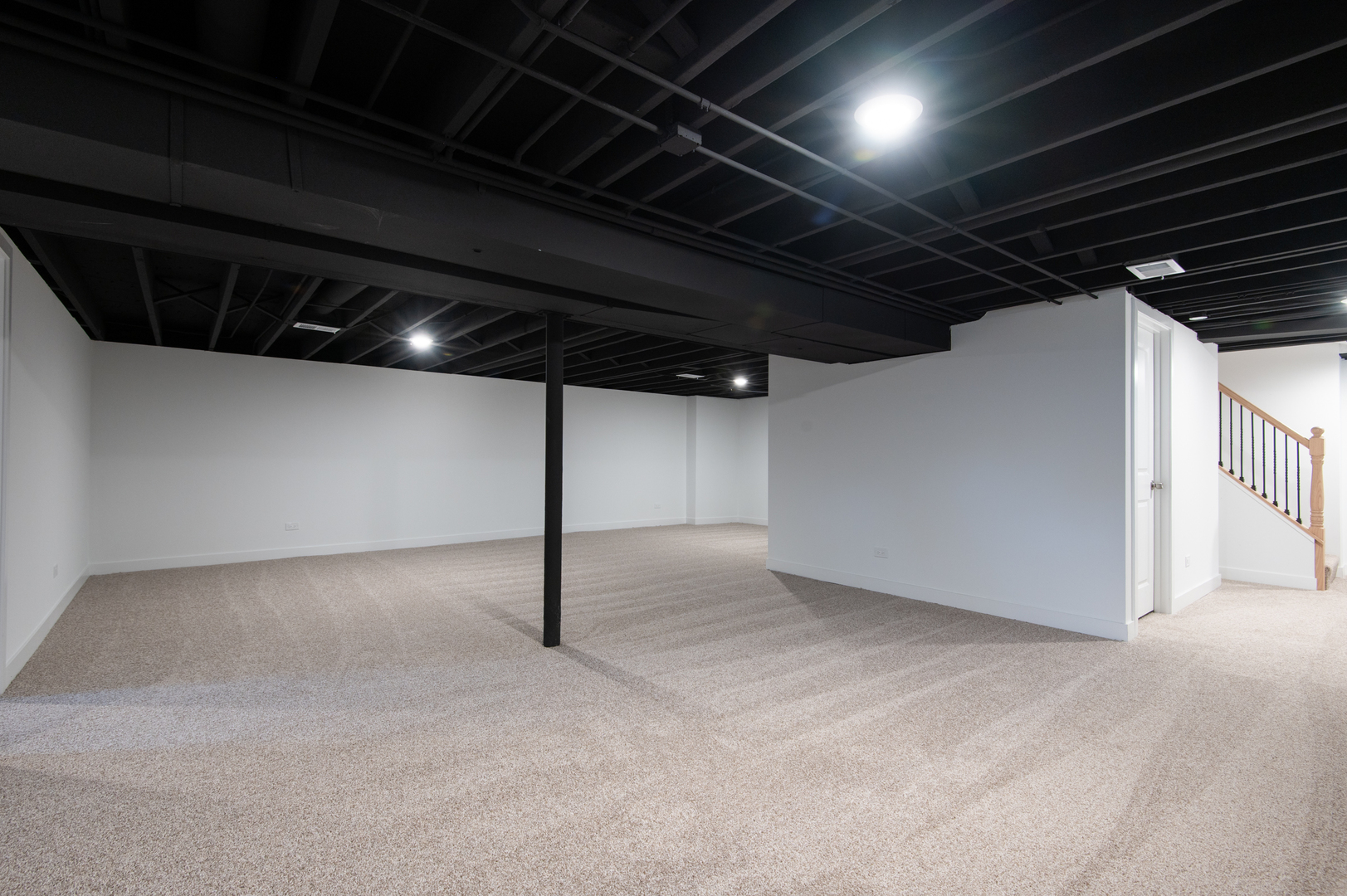 17903 Park Avenue Property Photo 31