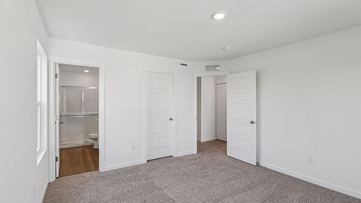 1377 Oakfield Lane Property Photo 12