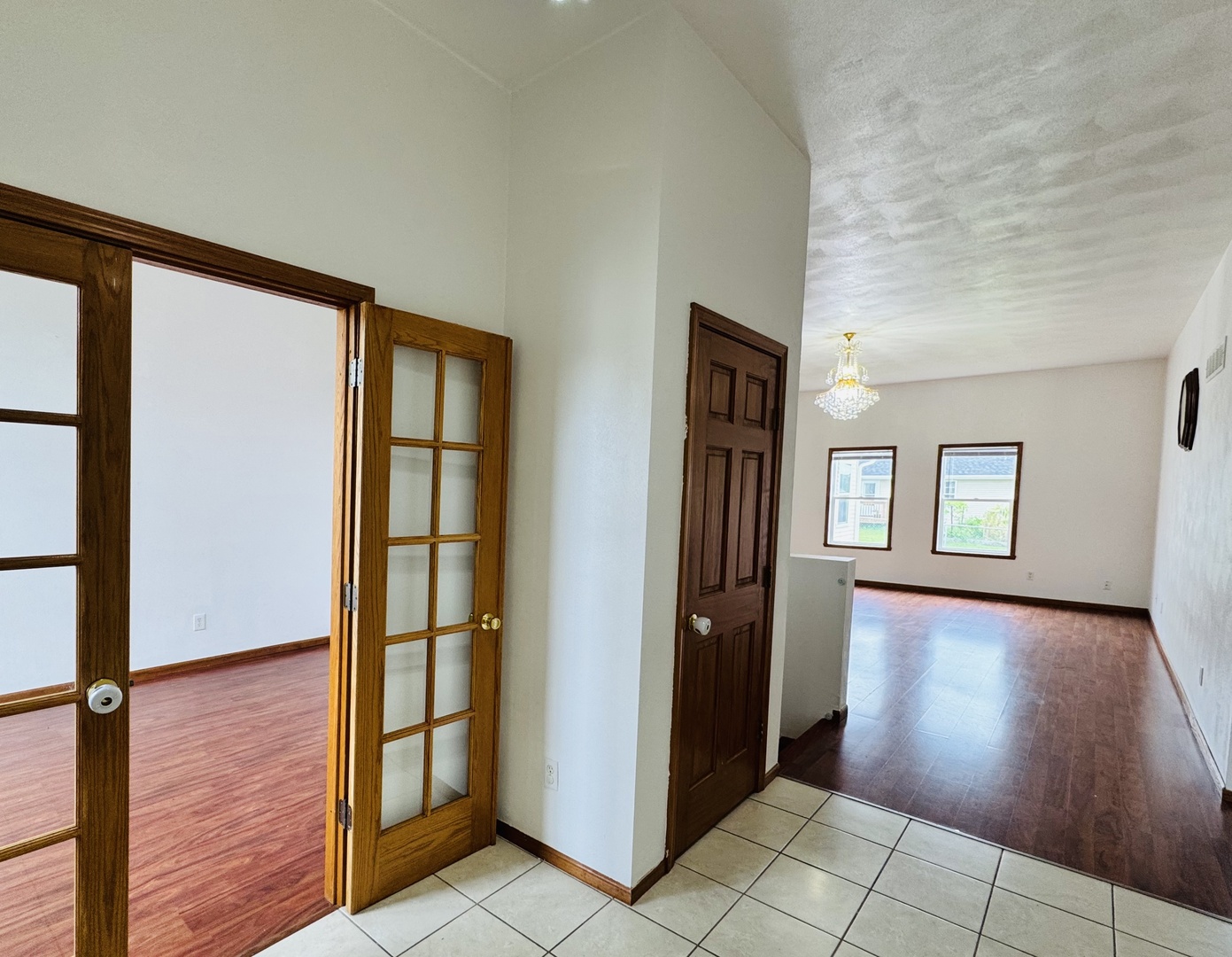 3063 Merseyshire Lane Property Photo 3
