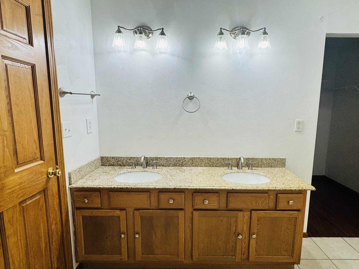 3063 Merseyshire Lane Property Photo 13