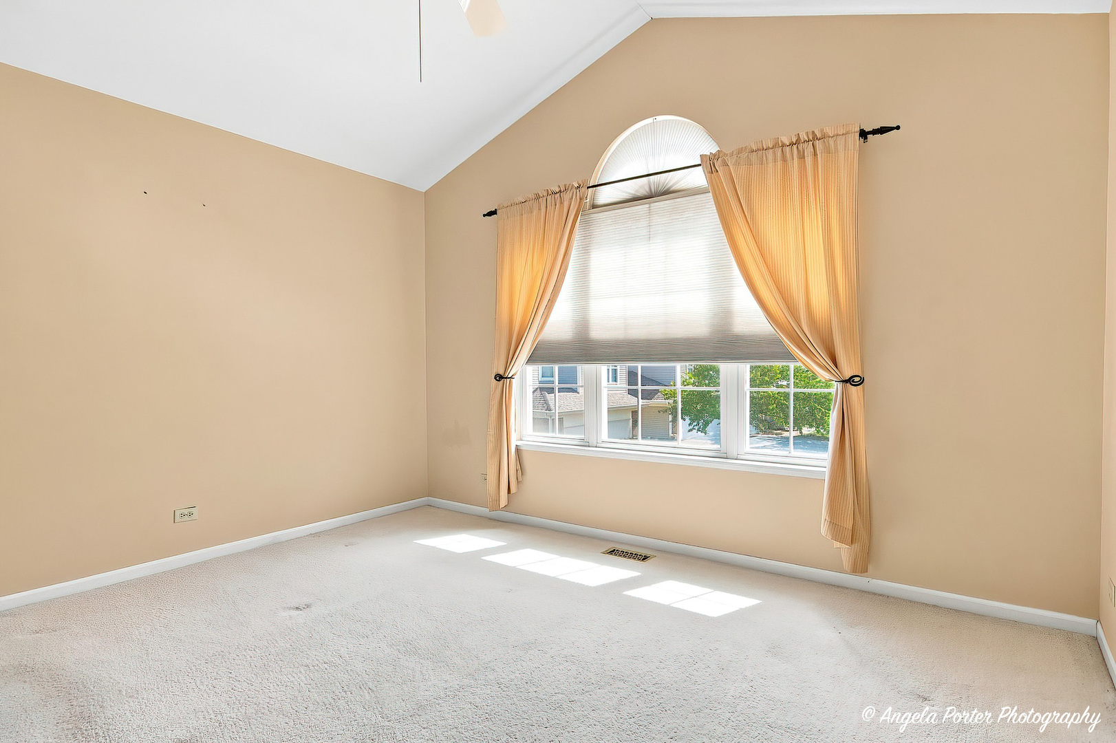 16 Cloverdale Court 16 Property Photo 18
