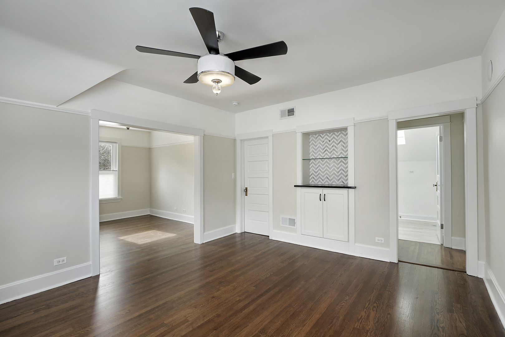 1121 Grant Street 2 Property Photo 4