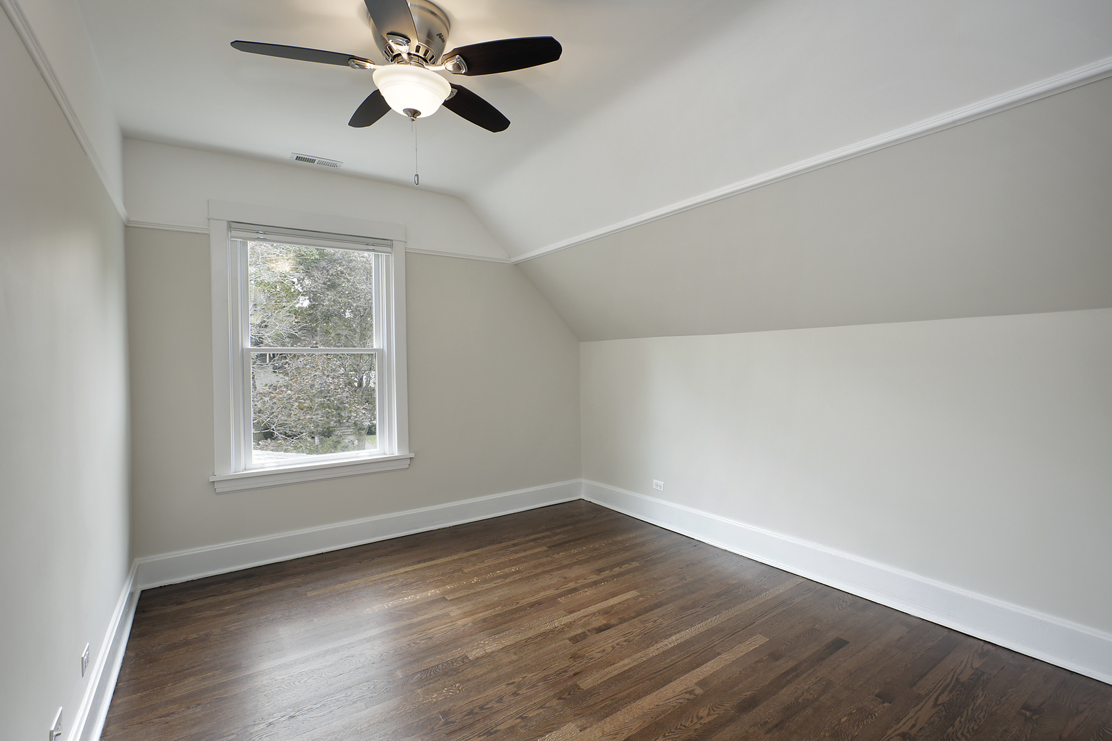 1121 Grant Street 2 Property Photo 6