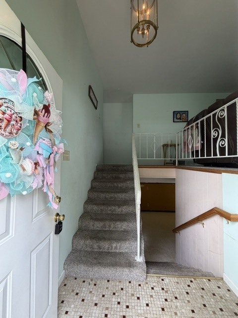 527 Edwin Drive Property Photo 3