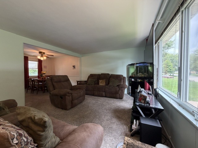 527 Edwin Drive Property Photo 5
