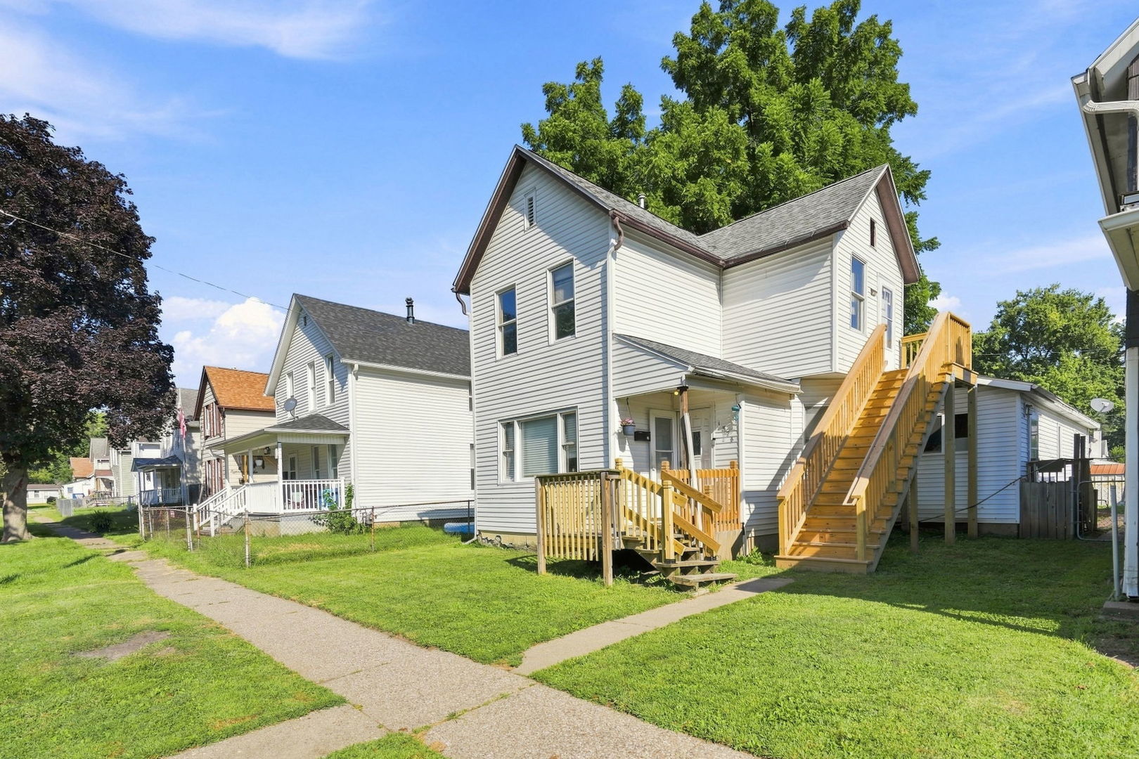 1828 W 6th Street Property Photo 2