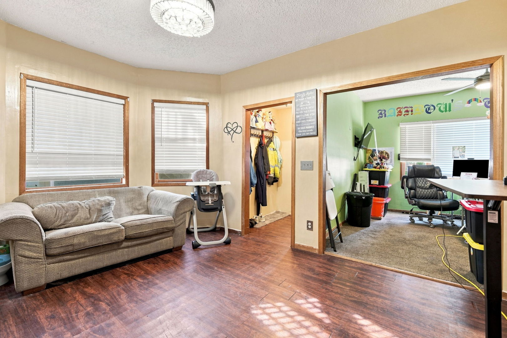 1828 W 6th Street Property Photo 4