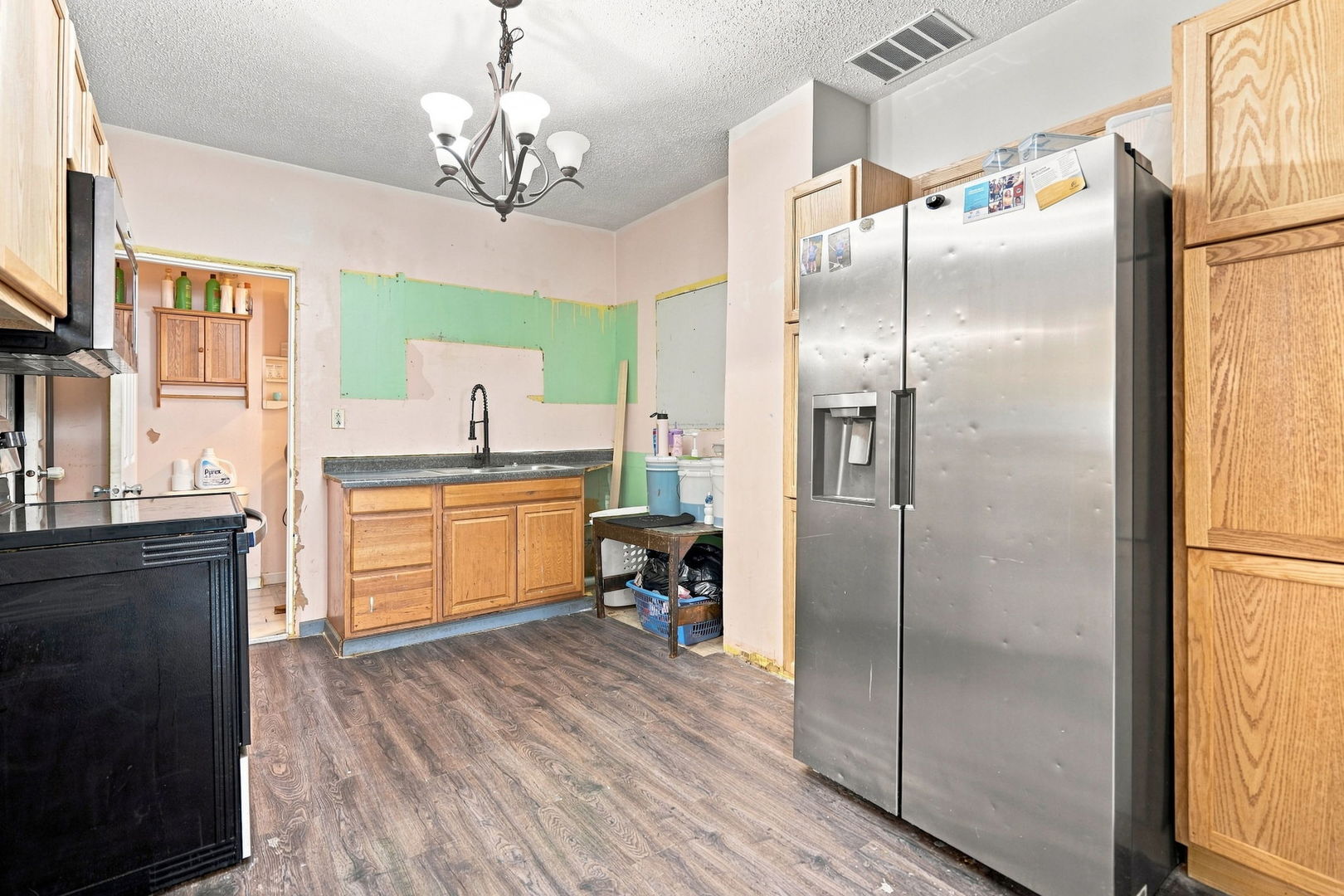 1828 W 6th Street Property Photo 6