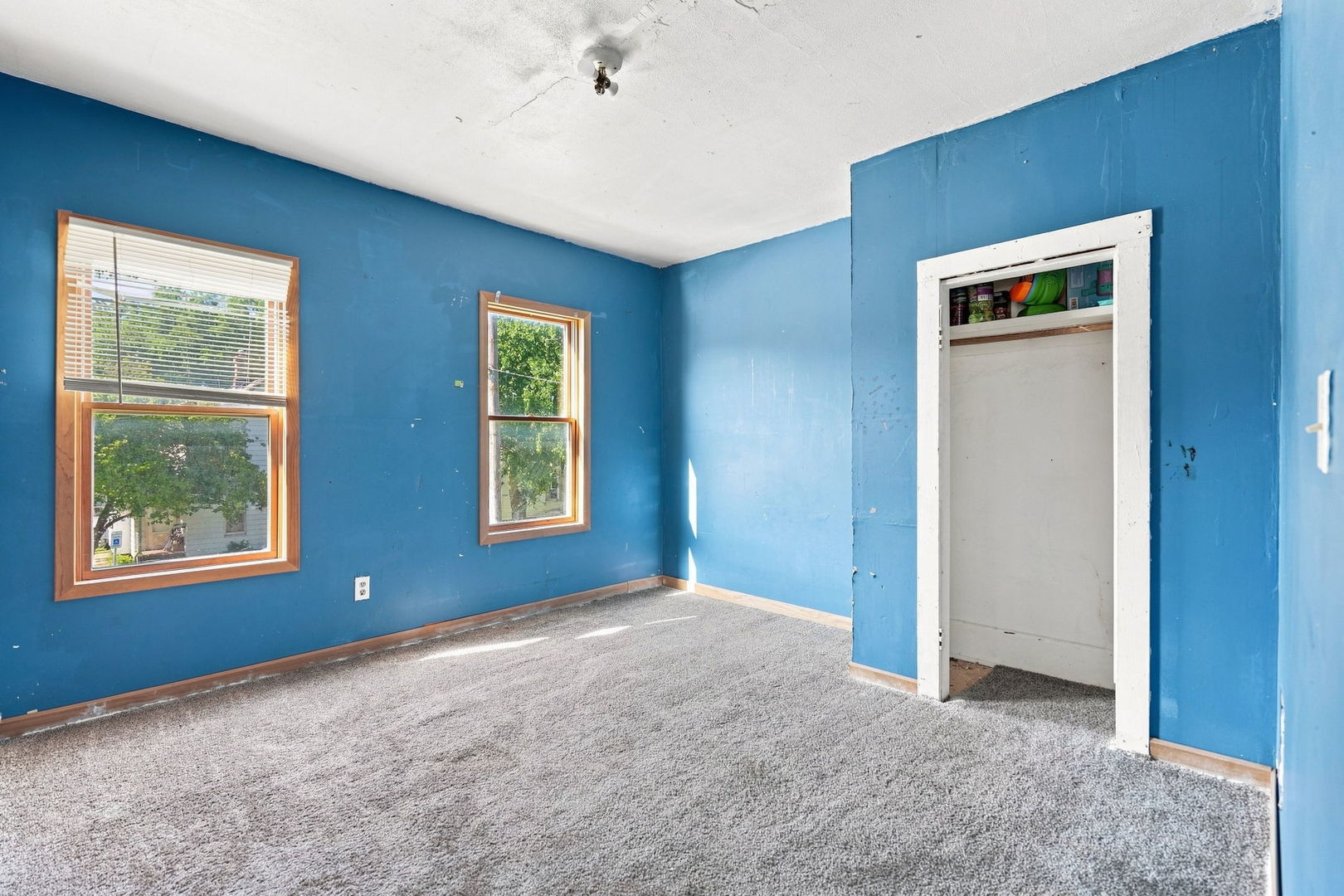 1828 W 6th Street Property Photo 16